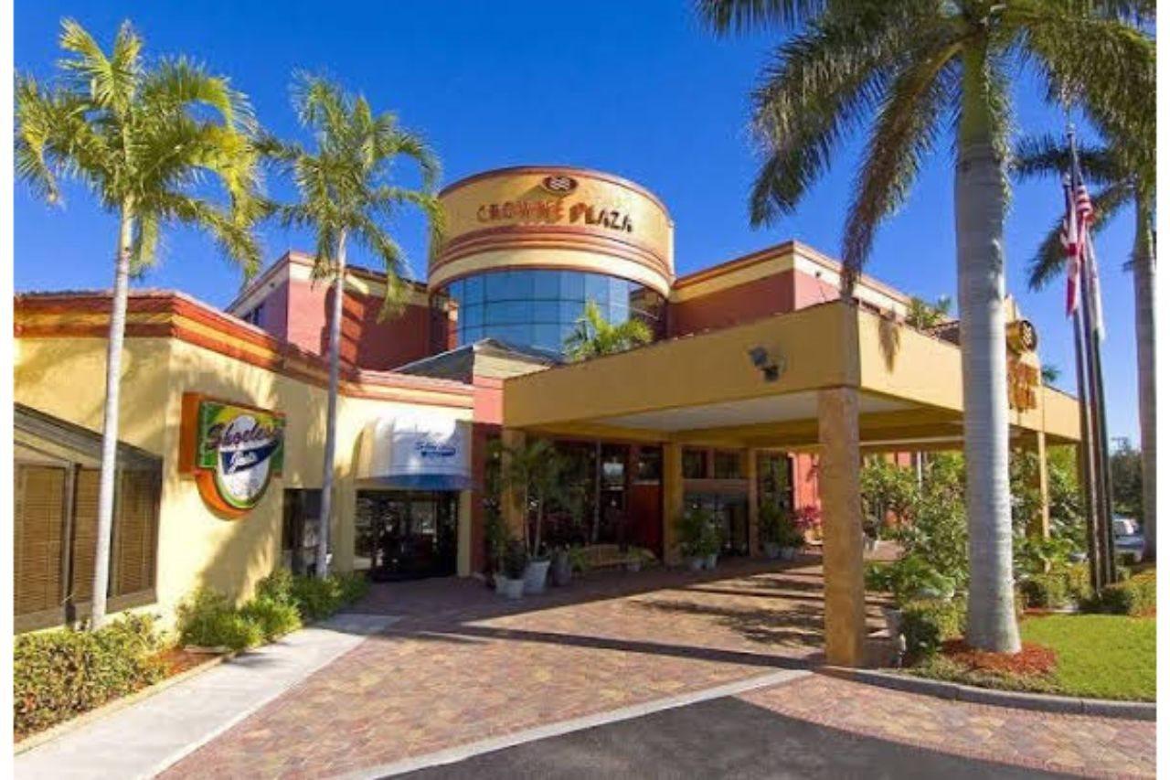 Doubletree By Hilton Fort Myers At Bell Tower Shops Ngoại thất bức ảnh