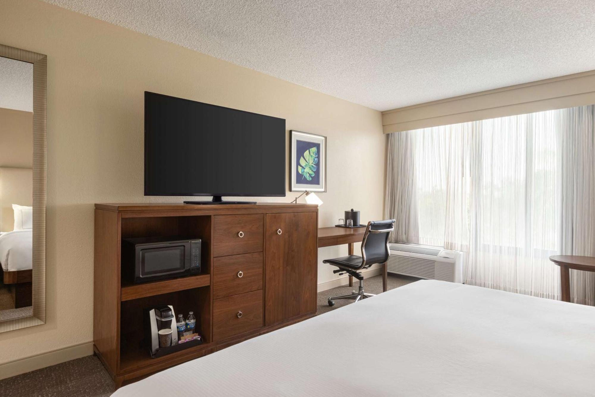 Doubletree By Hilton Fort Myers At Bell Tower Shops Ngoại thất bức ảnh