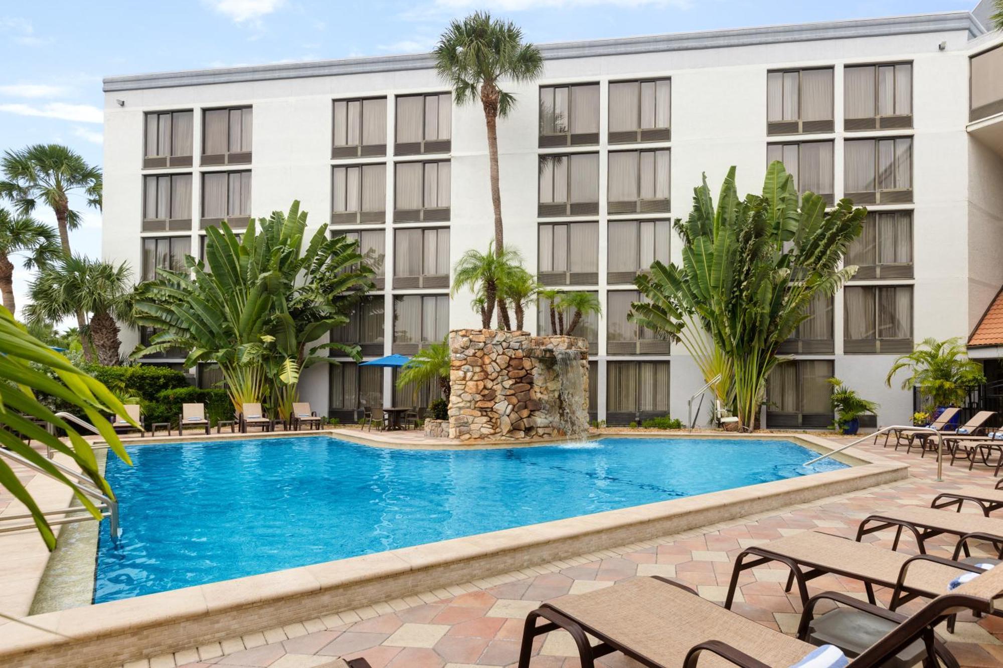 Doubletree By Hilton Fort Myers At Bell Tower Shops Ngoại thất bức ảnh
