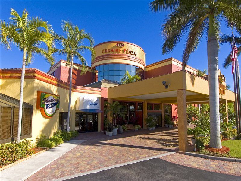Doubletree By Hilton Fort Myers At Bell Tower Shops Ngoại thất bức ảnh